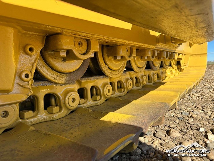 caterpillar-d6d-image-32