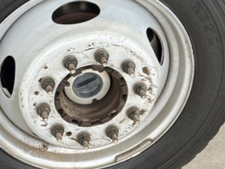 2019-ford-f550-image-6