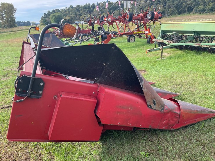 case-ih-1063-image-16