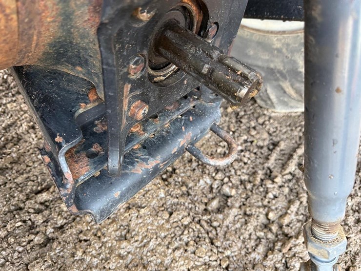 massey-ferguson-451-image-15
