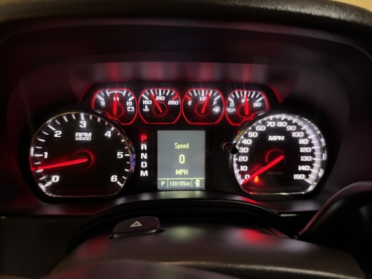 2016-chevrolet-tahoe-image-19