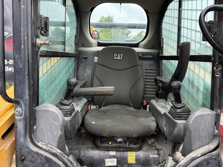 2023-caterpillar-259d3-image-20
