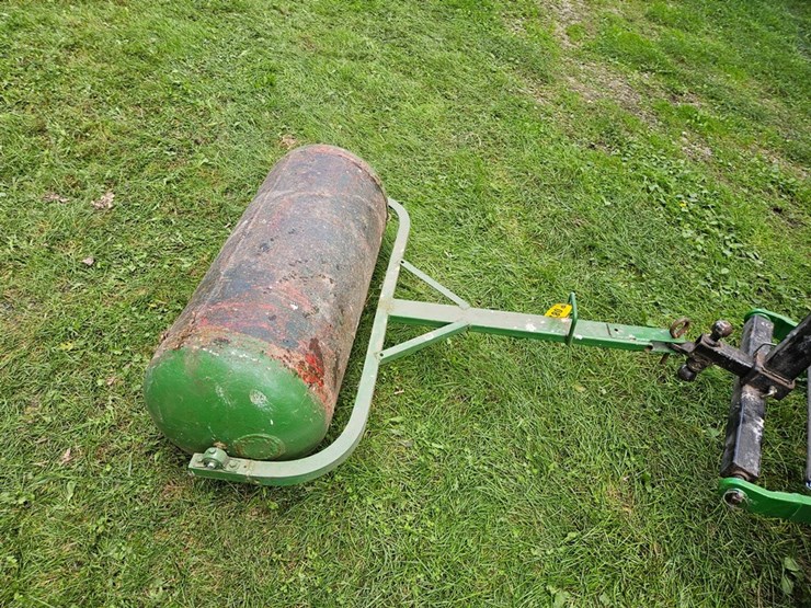 #8731-•-homemade-3'-yard-roller-image-7