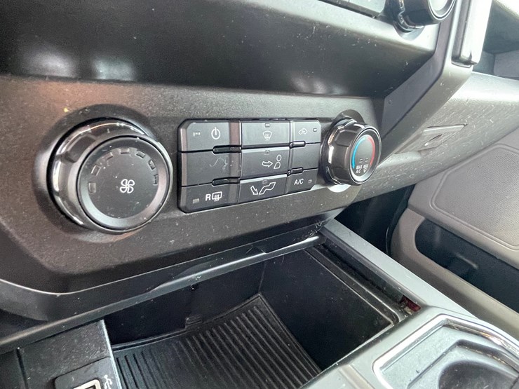 2020-ford-f150-image-57