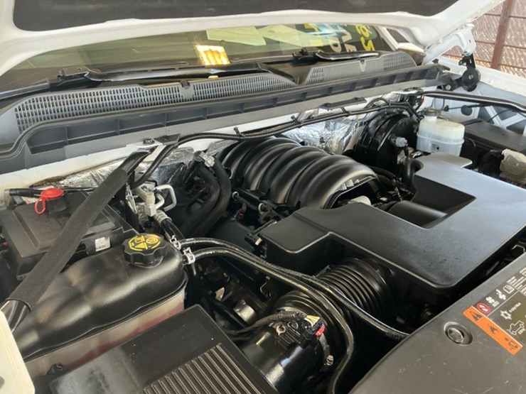 2017-chevrolet-silverado-1500-image-12