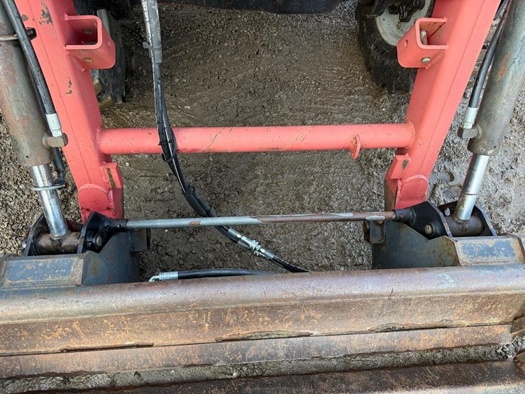 massey-ferguson-451-image-10