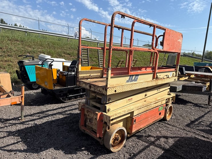 jlg-2033e-image-2