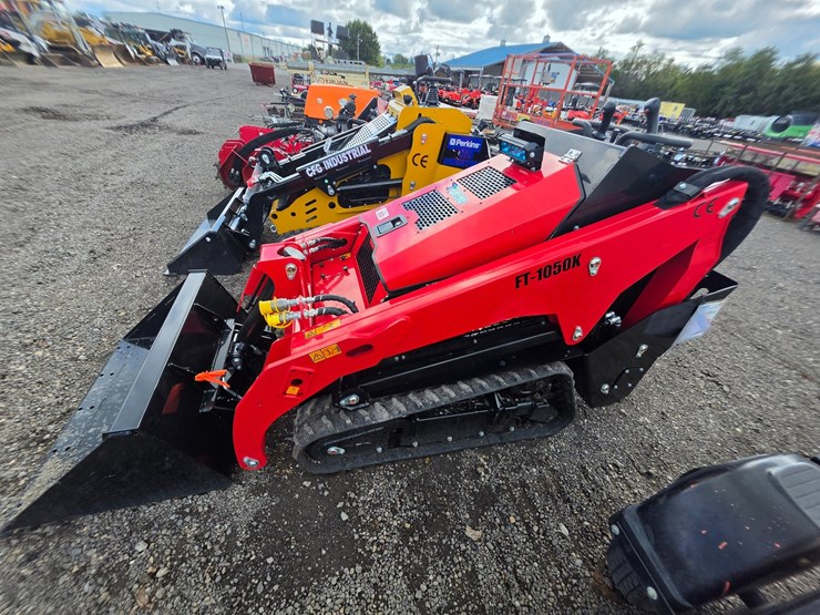 #2075-•-2026-future-ft-1050k-track-dingo-image-9