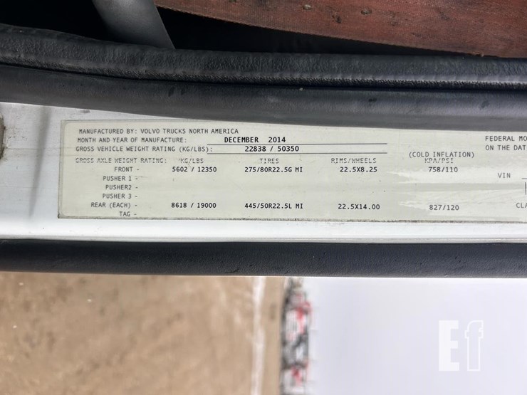 2015-volvo-vnm62t630-image-28