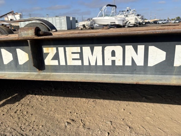 2005-zieman-1165-t/a-equipment-trailer-image-25