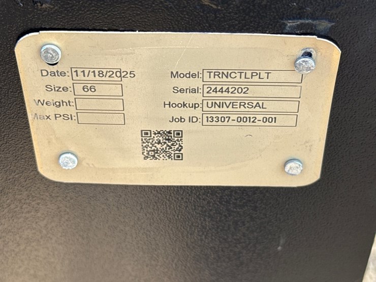 #2025-•-trubilt-66"-skid-steer-tooth-bucket-image-4