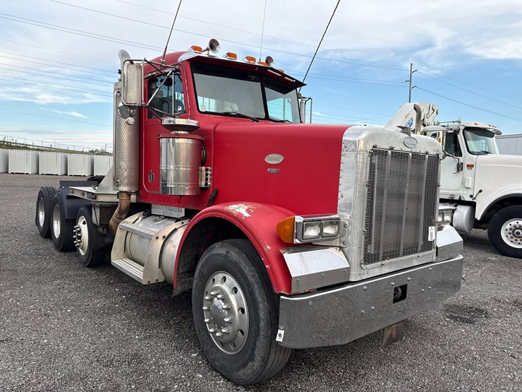 1997-peterbilt-357-image-3