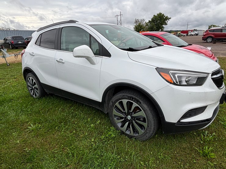 2021-buick-encore-image-5