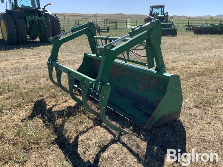 john-deere-grapple-bucket-image-1
