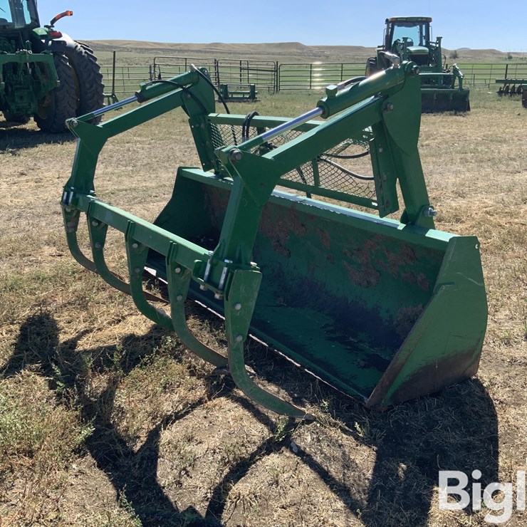 John Deere Grapple Bucket