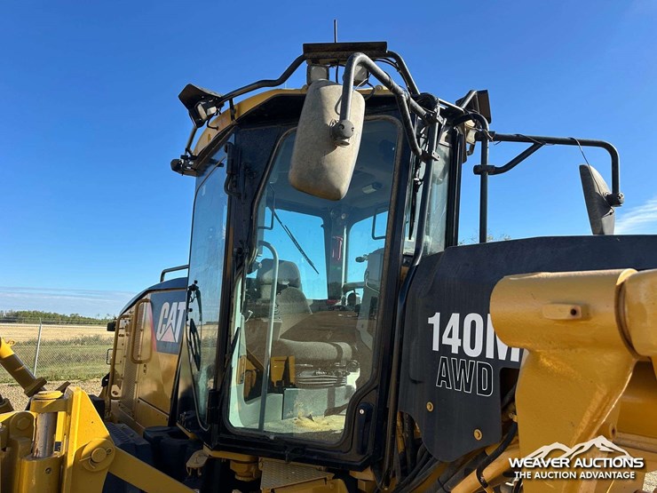 caterpillar-140m-image-71