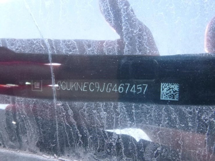2018-chevrolet-1500-image-15