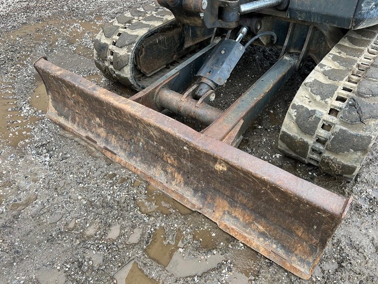 2017-bobcat-e50-image-13