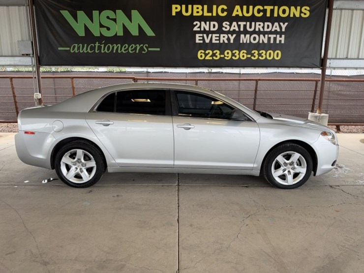 2012-chevrolet-malibu-sdn-image-1