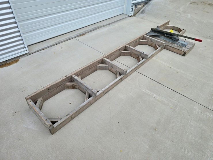 #9758-•-16"-soffit-shears-quad-w/-table-image-4
