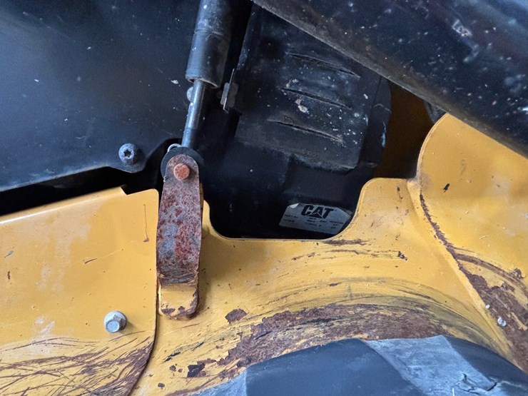 caterpillar-259d-image-11