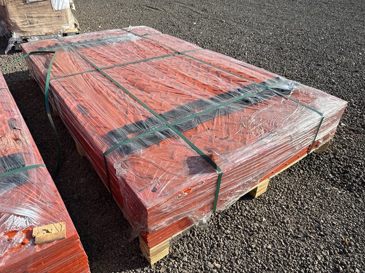 #1075-•-qty(12)-4'-x-7'-ground-protection-mats-image-1