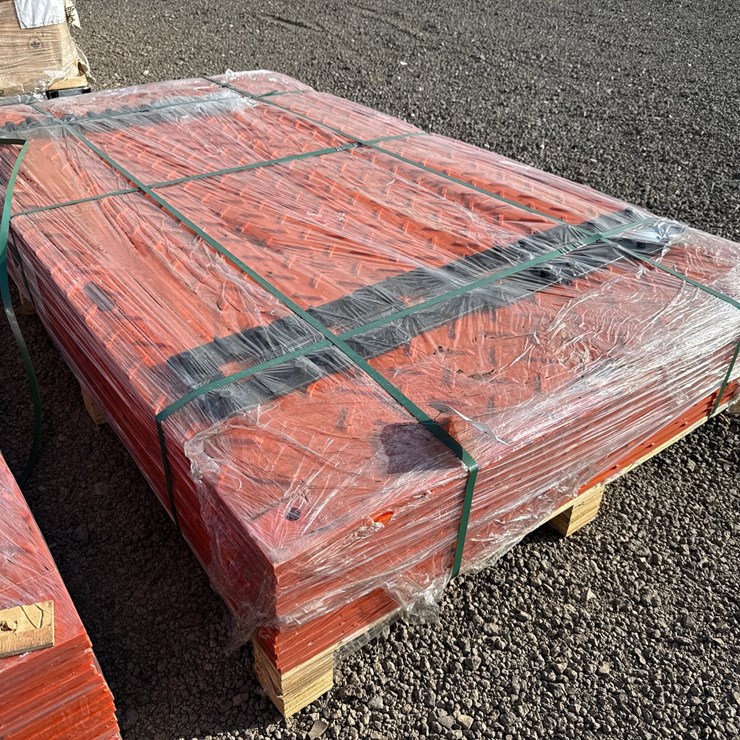 #1075 • QTY(12) 4' X 7' GROUND PROTECTION MATS