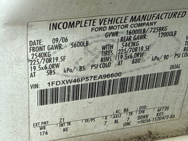 2007-ford-f450-image-21