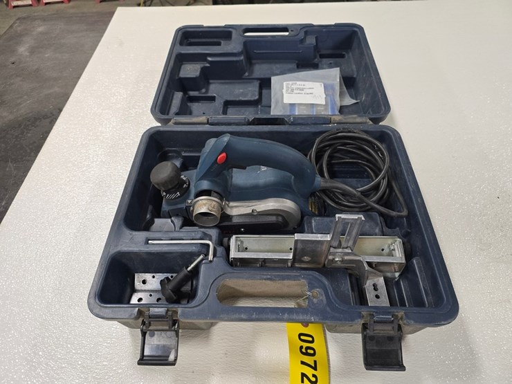 #9724-•-bosch-planer-image-1