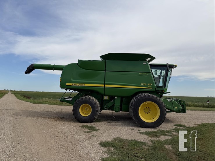 2009-john-deere-9770-sts-image-5