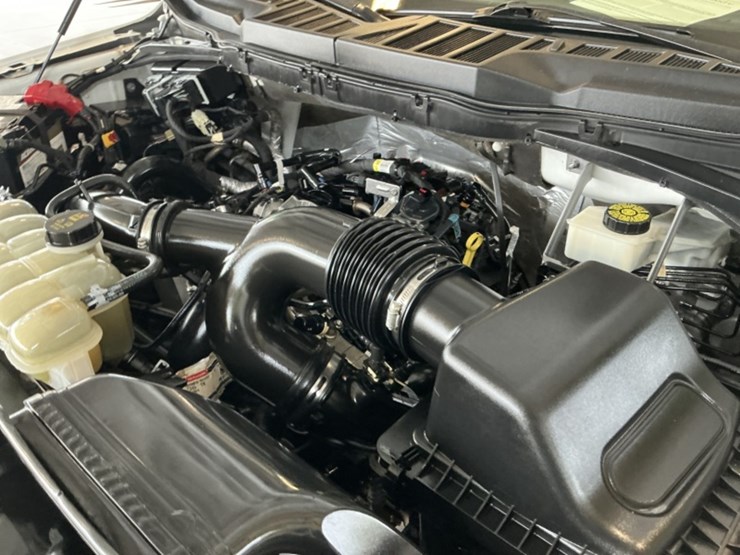 2023-ford-f150-image-11