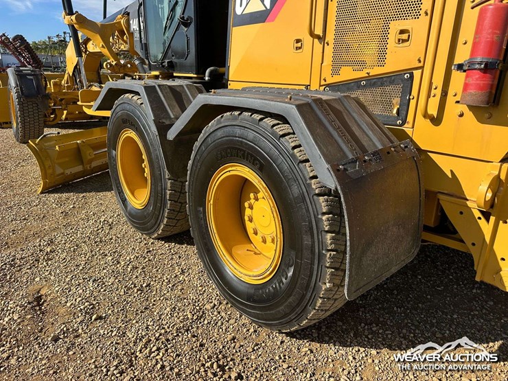 caterpillar-140m-image-33