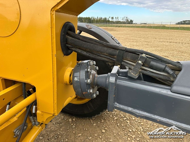 john-deere-872-image-46