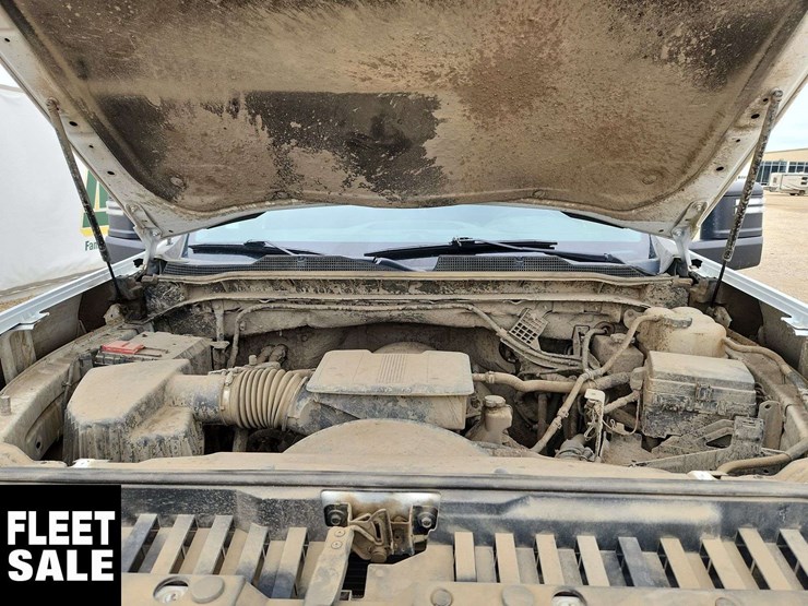 2021-chevrolet-silverado-3500hd-image-23