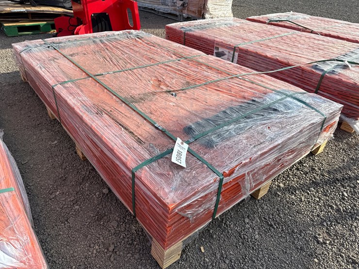 #1077-•-qty(12)-4'-x-7'-ground-protection-mats-image-1