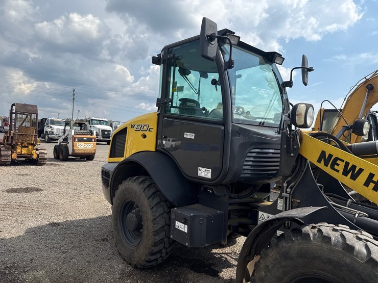 new-holland-w80c-image-6