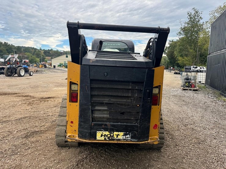 2021-caterpillar-299d3-image-5