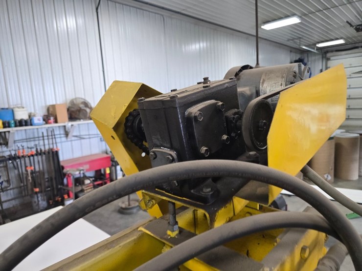 #9626-•-30-ton-shop-press-image-9