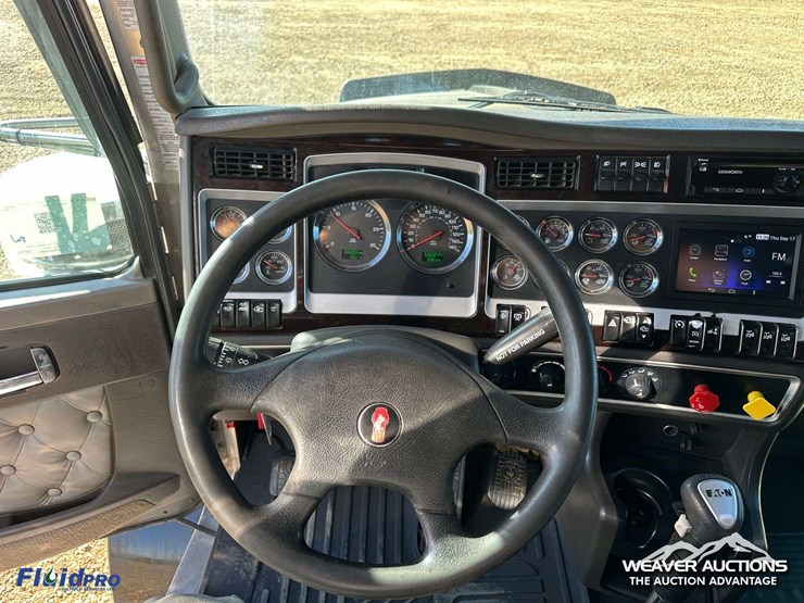 kenworth-t800-image-14