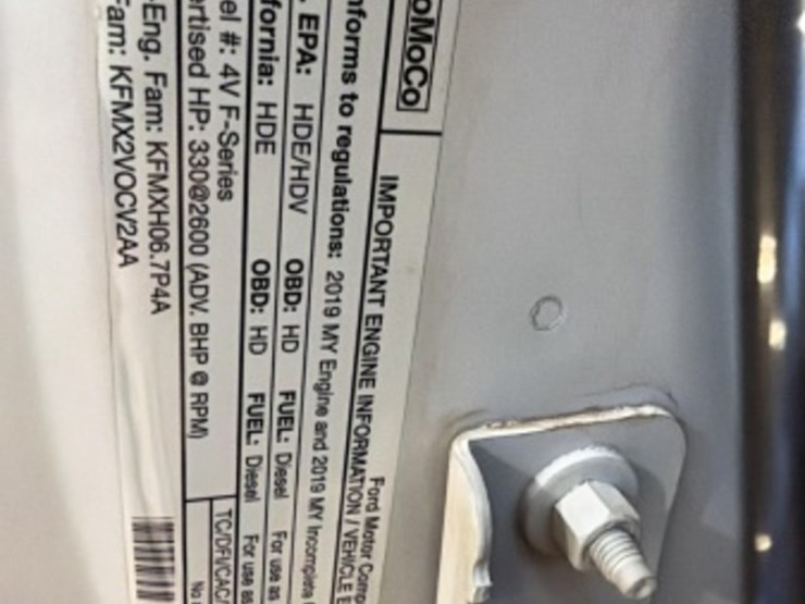 2019-ford-f550-image-18