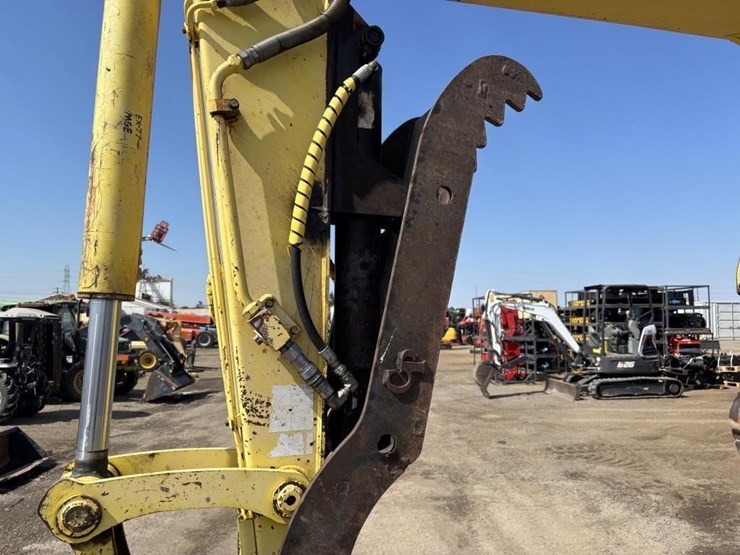 2005-yanmar-vi075-a-hydraulic-excavator-image-17