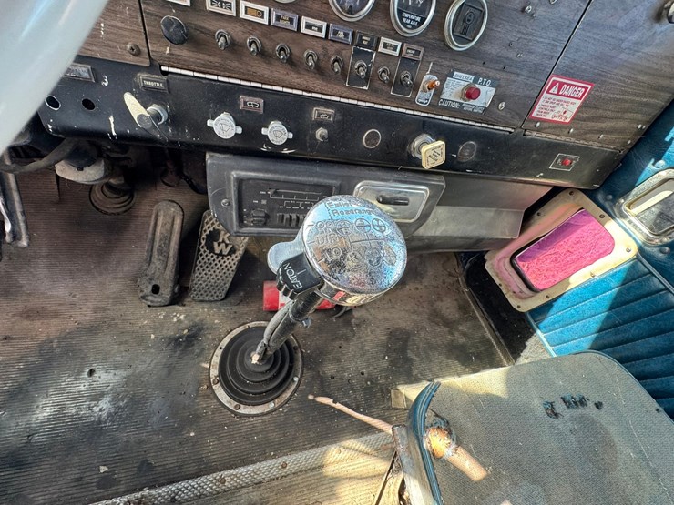 1981-kenworth-w900-image-41