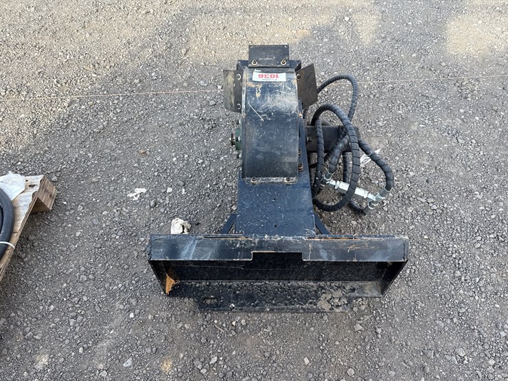 #1036-•-giyi-dingo-stump-grinder-image-3