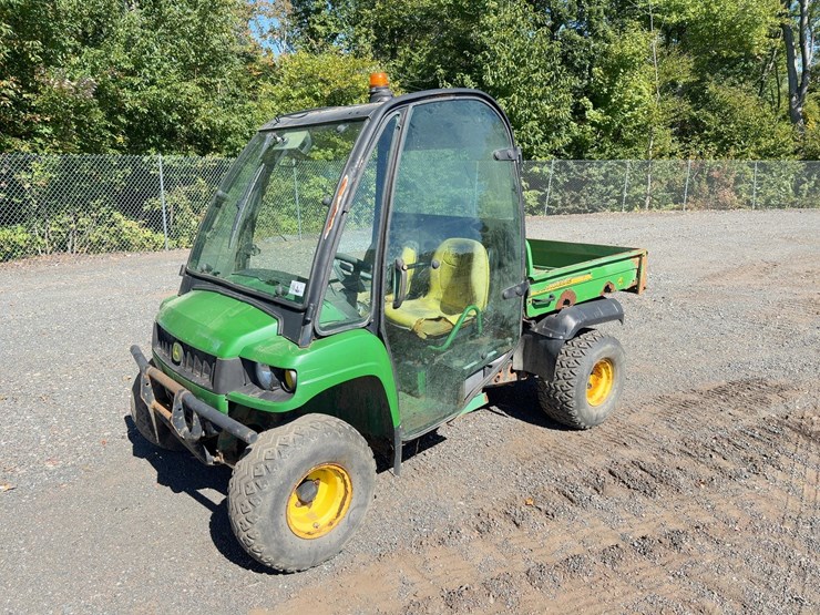 john-deere-gator-image-1