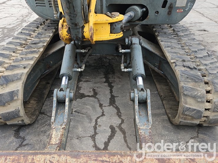 2008-neuson-8003-image-18