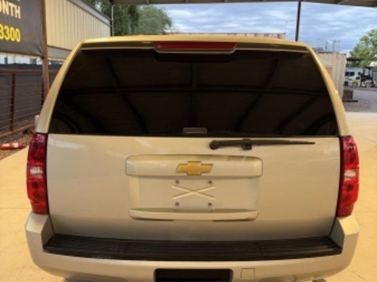 2014-chevrolet-tahoe-image-7