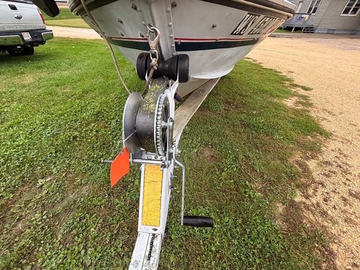 #1318-•-1989-16'-alumacraft-boat-(has-wi-title)-image-56