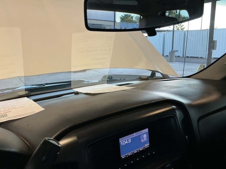 2014-chevrolet-silverado-1500-image-18