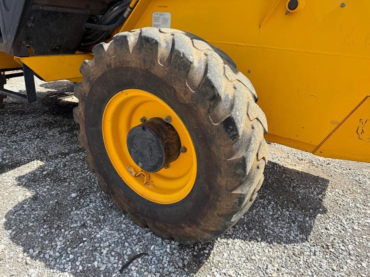 jcb-506c-image-14