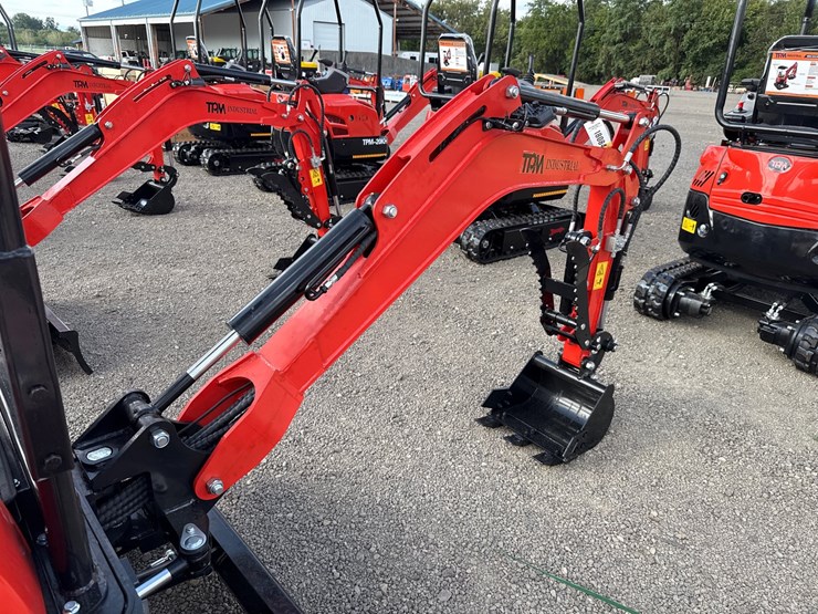 #1074-•-2026-tpm-20kh-mini-excavator-image-3